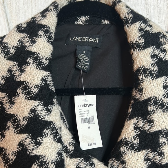 Lane Bryant cream/black coat - Picture 4 of 7